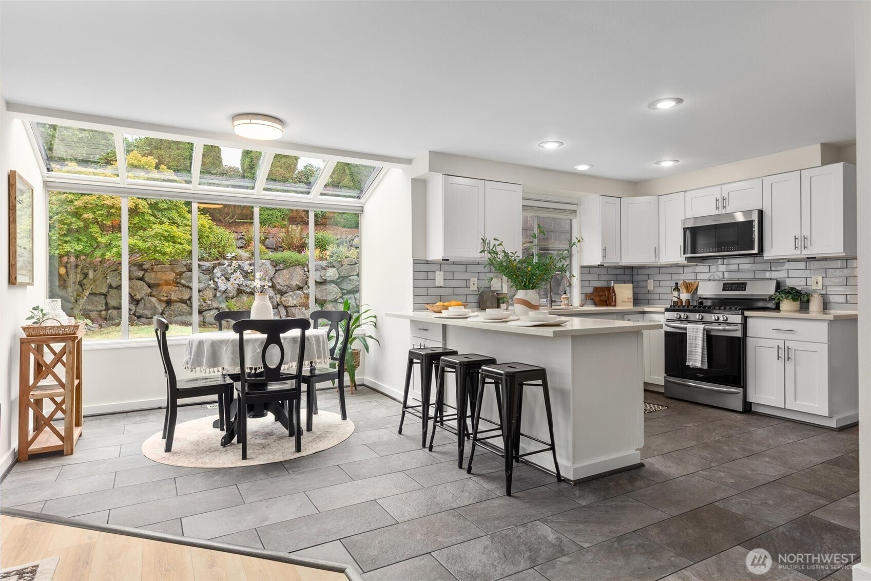 13106 Harbour Heights Drive Property Photo 16