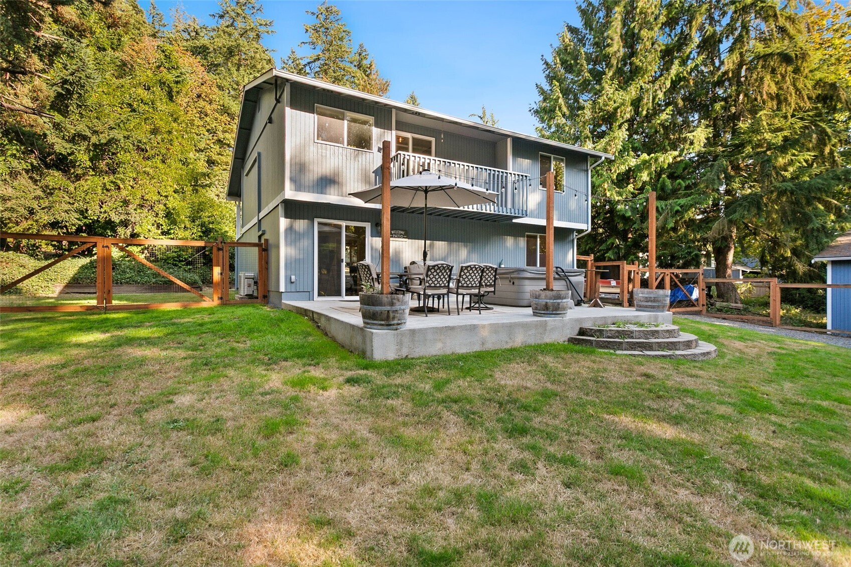 9228 49th Avenue Property Photo 18