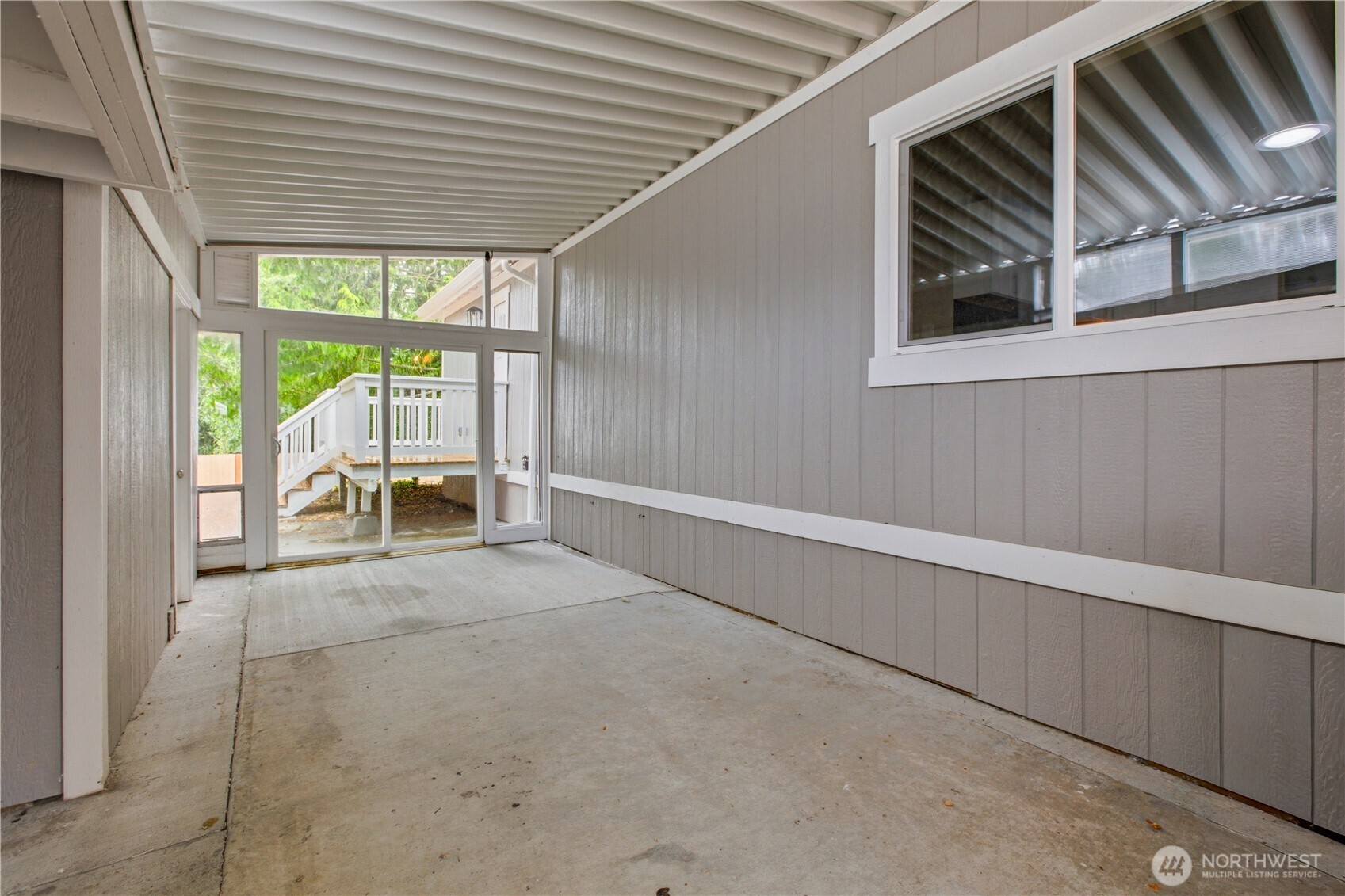 14322 Admiralty Way 27 Property Photo 3