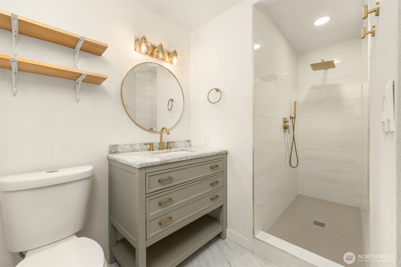 212 143rd Street Property Photo 14