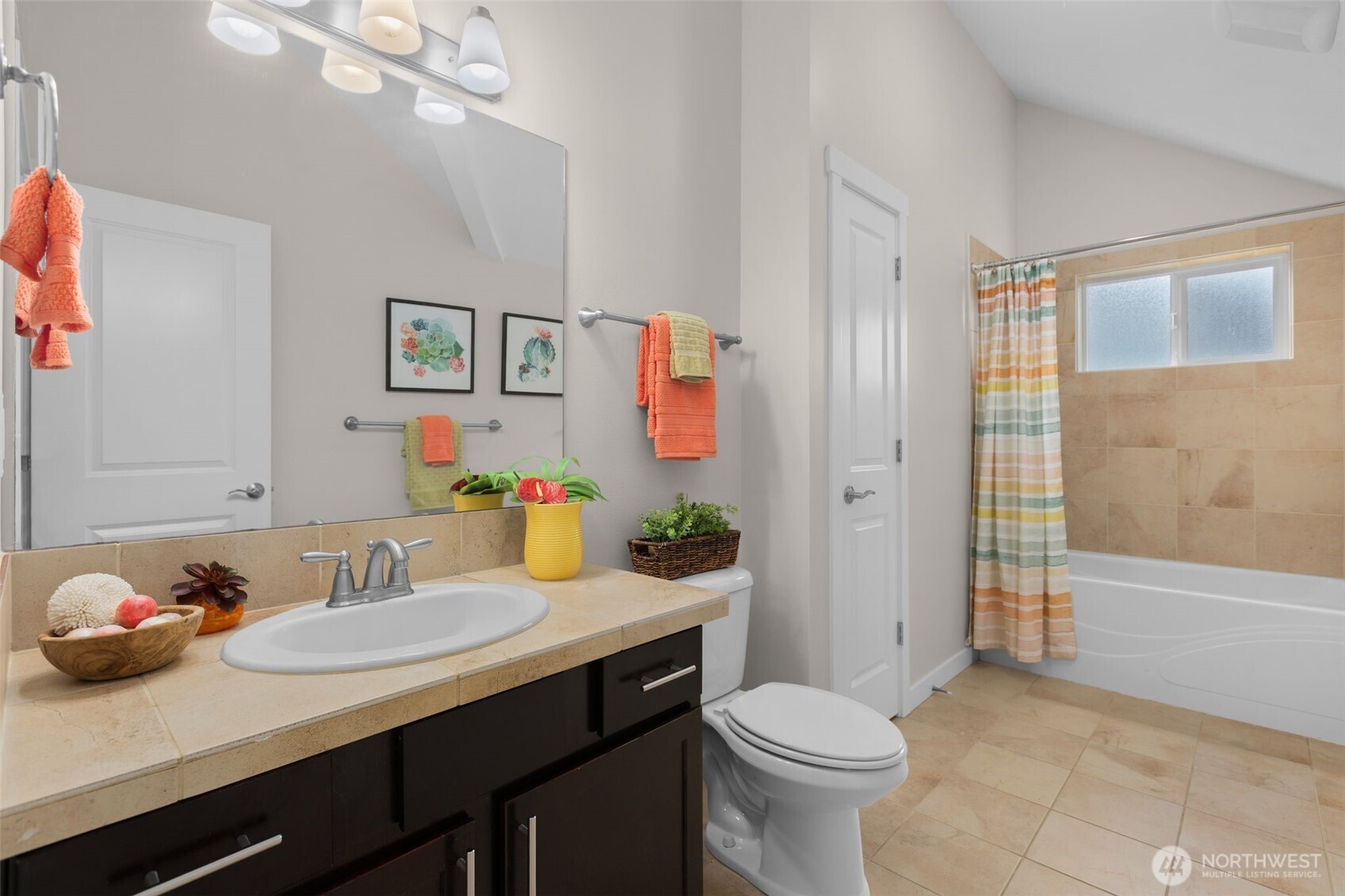 221 1st Place Property Photo 16