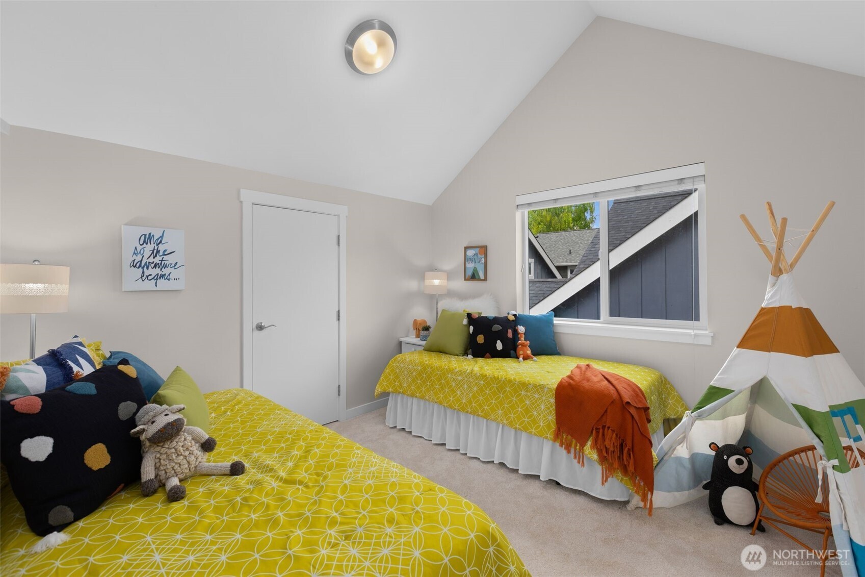 221 1st Place Property Photo 17