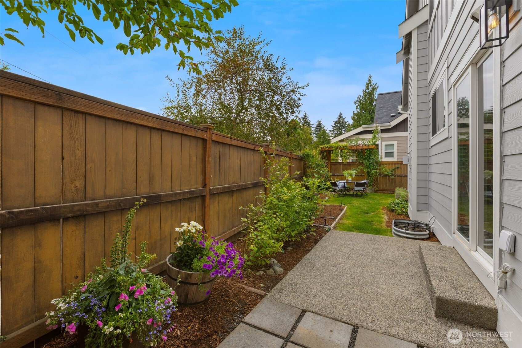 221 1st Place Property Photo 20