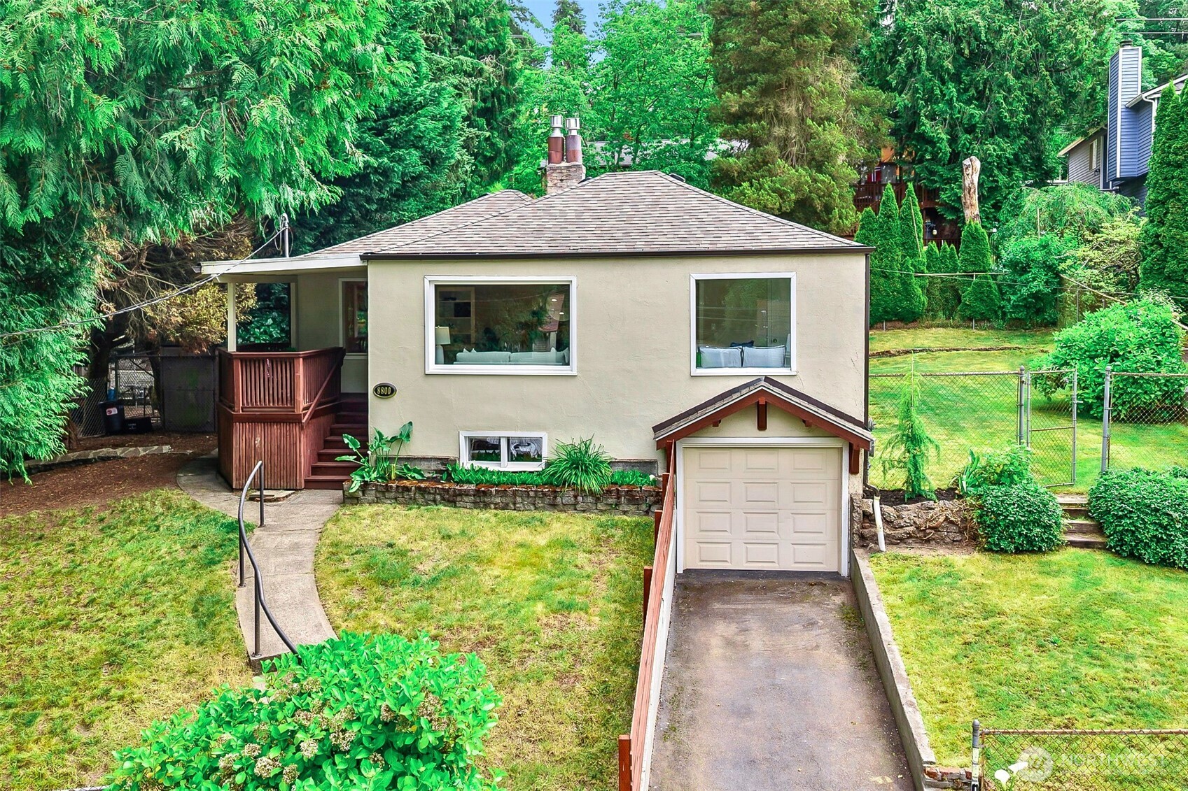 8800 Ravenna Avenue Property Photo 1