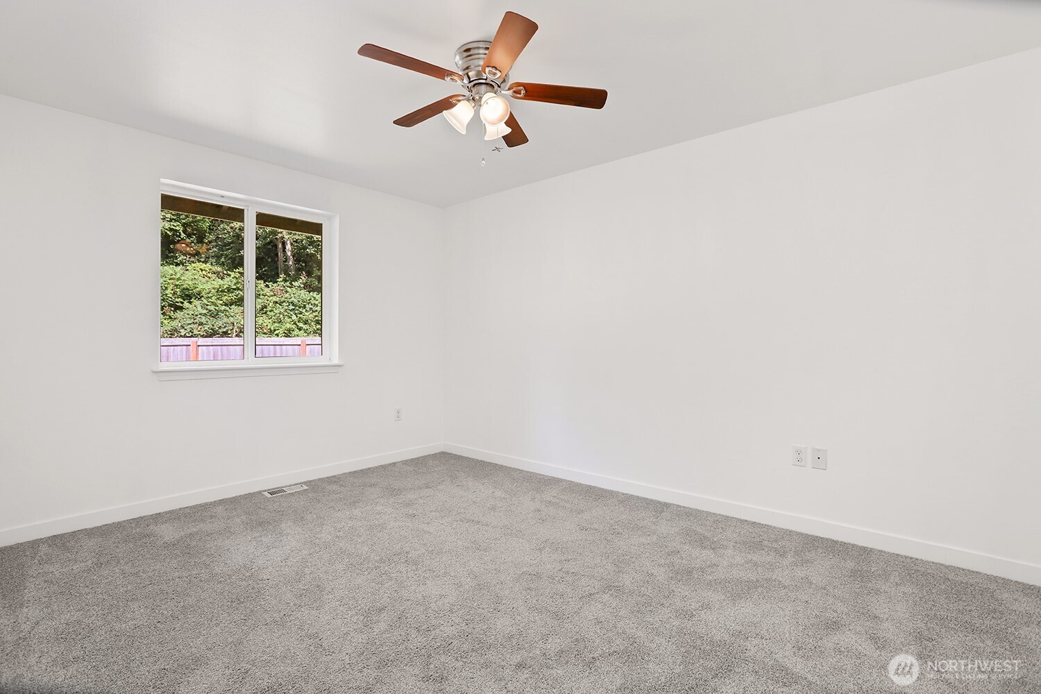 904 Sapp Place Property Photo 9