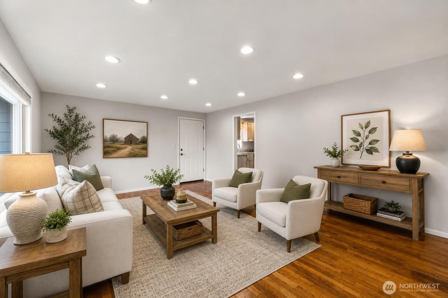 4314 N Highland Avenue Property Photo 3
