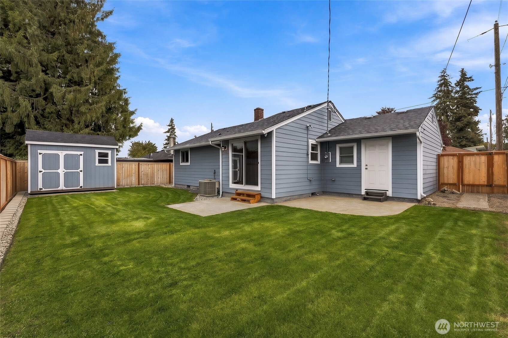 4314 N Highland Avenue Property Photo 20
