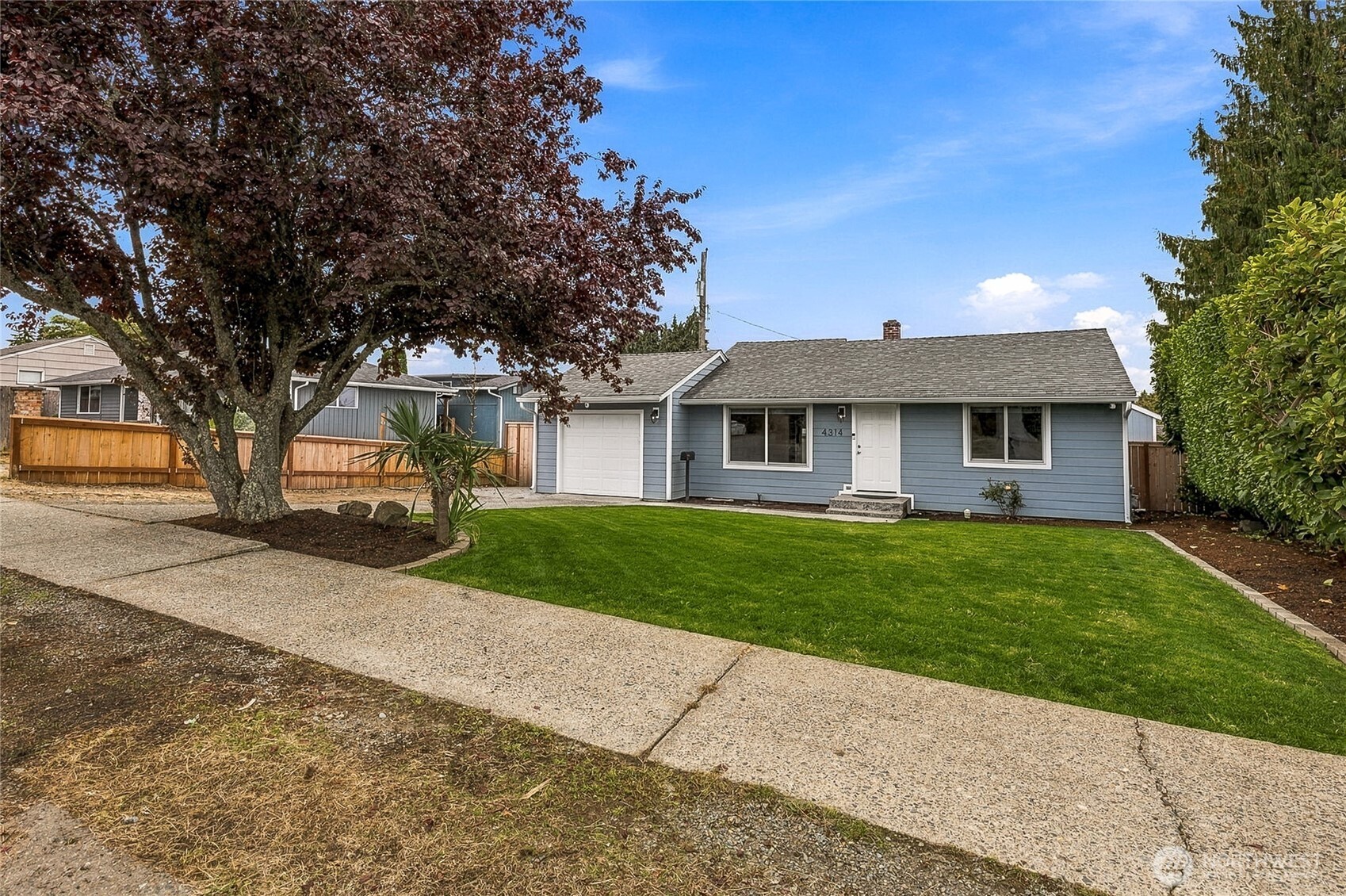 4314 N Highland Avenue Property Photo 27
