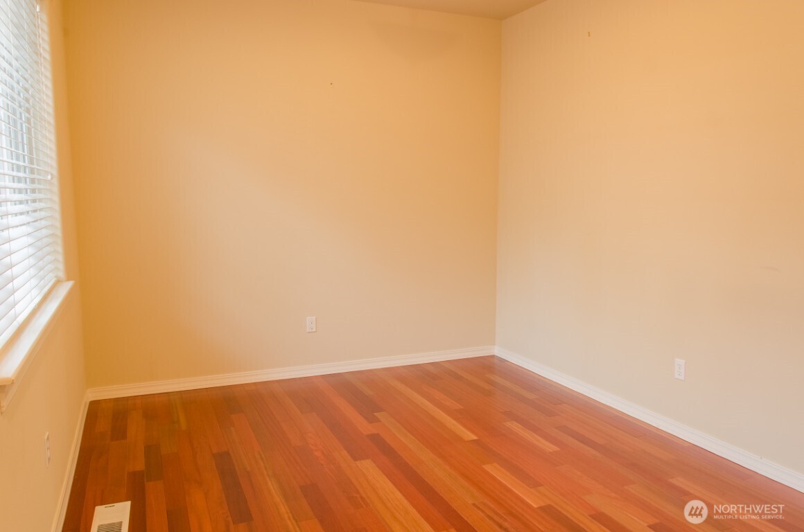24036 39th Lane Property Photo 3