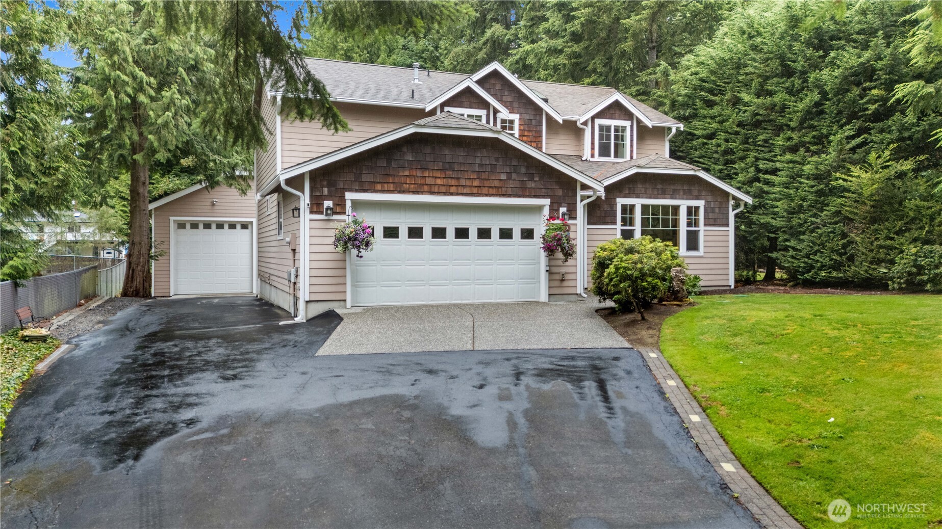8305 317th Place Property Photo 1
