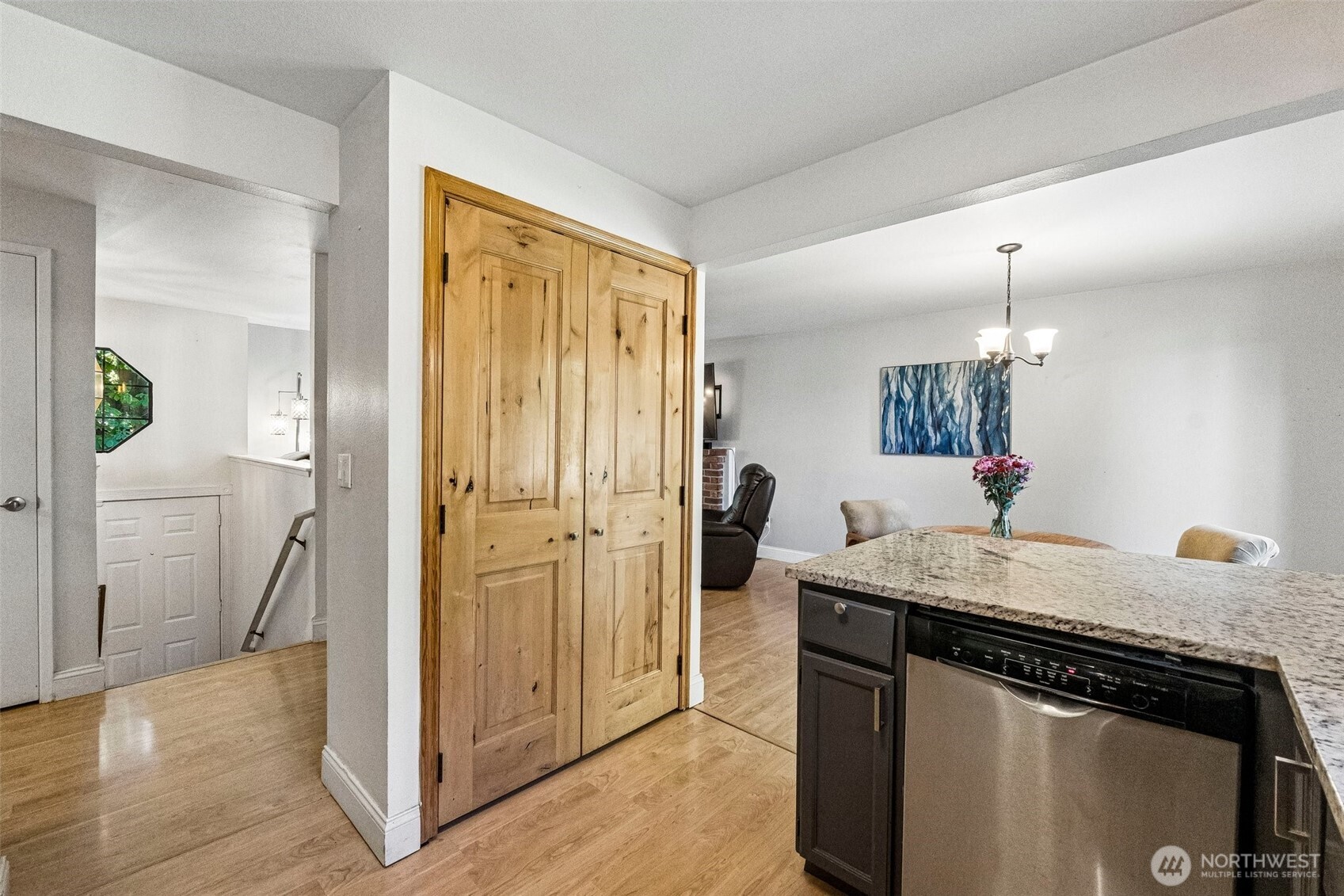 1632 Ne Perkins Way Property Photo 11
