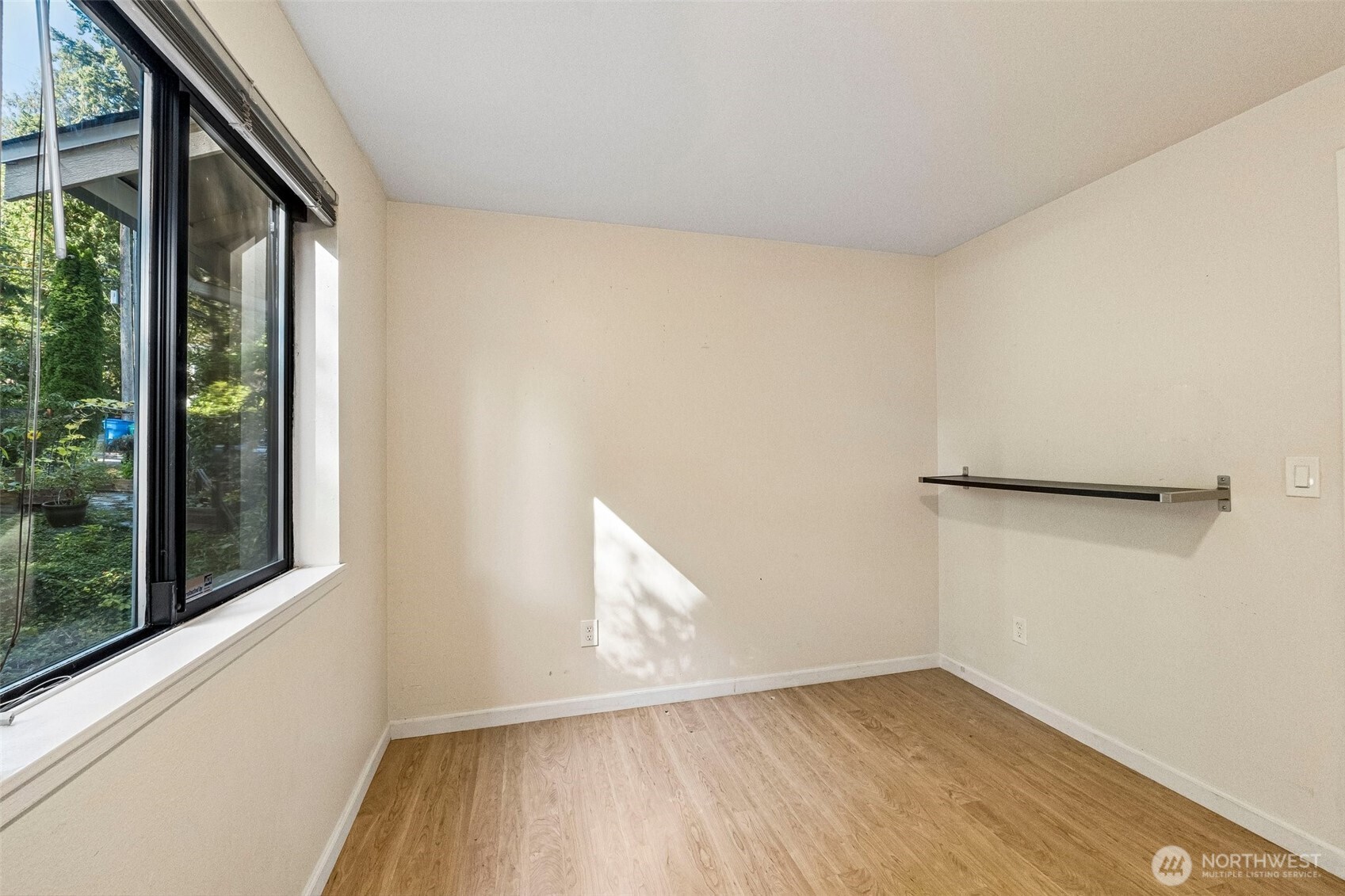 1632 Ne Perkins Way Property Photo 18