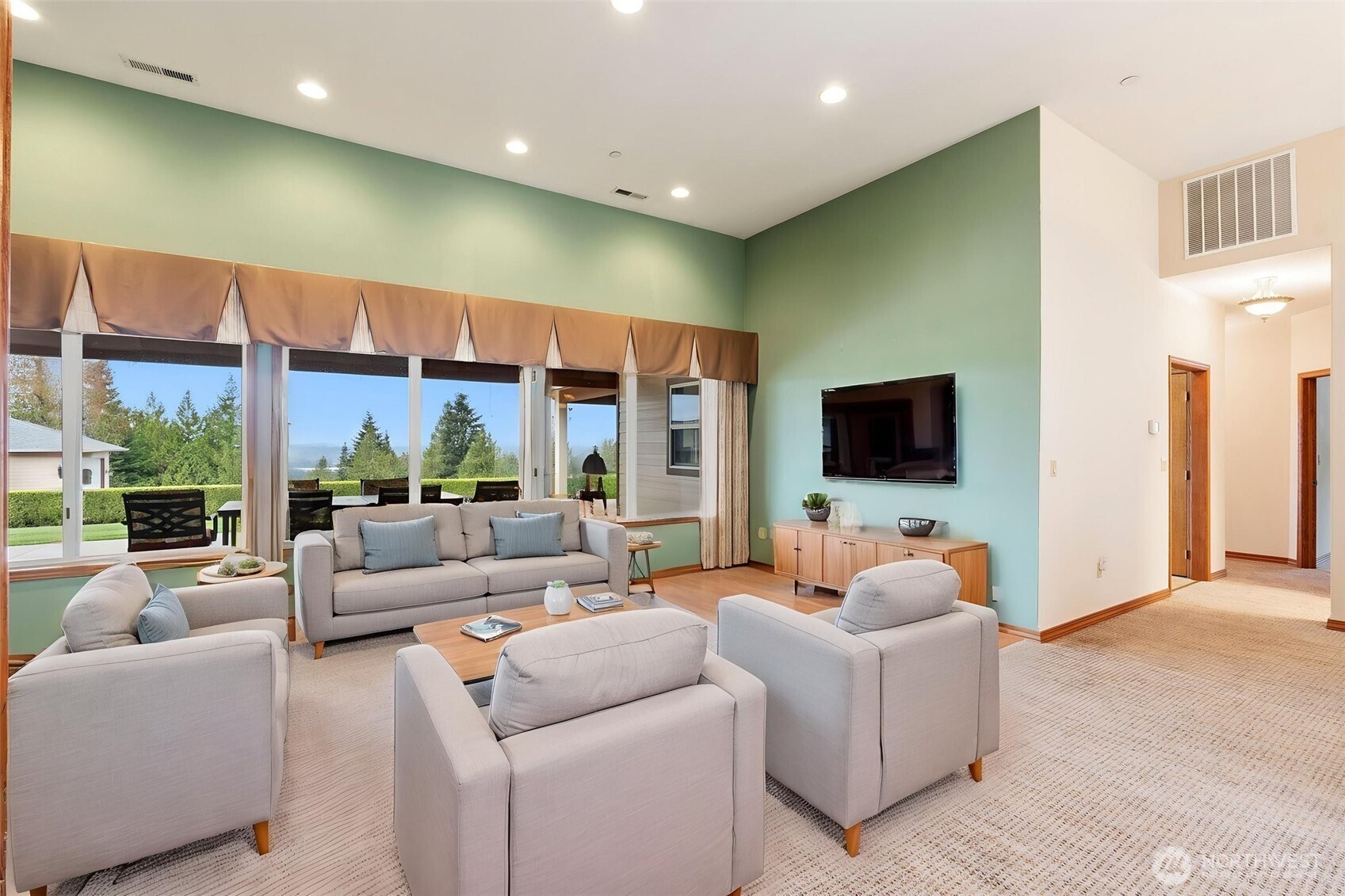 142 Nugget Drive Property Photo 4