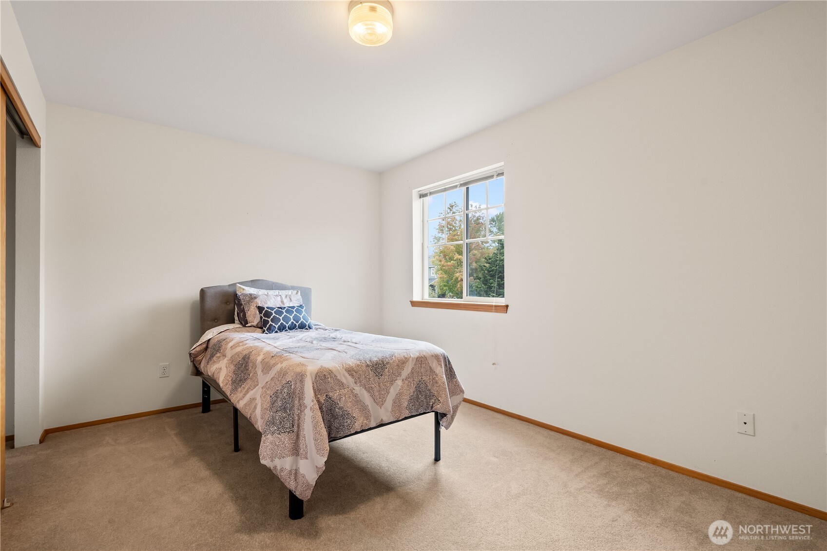 1814 Williamsburg Court Property Photo 21