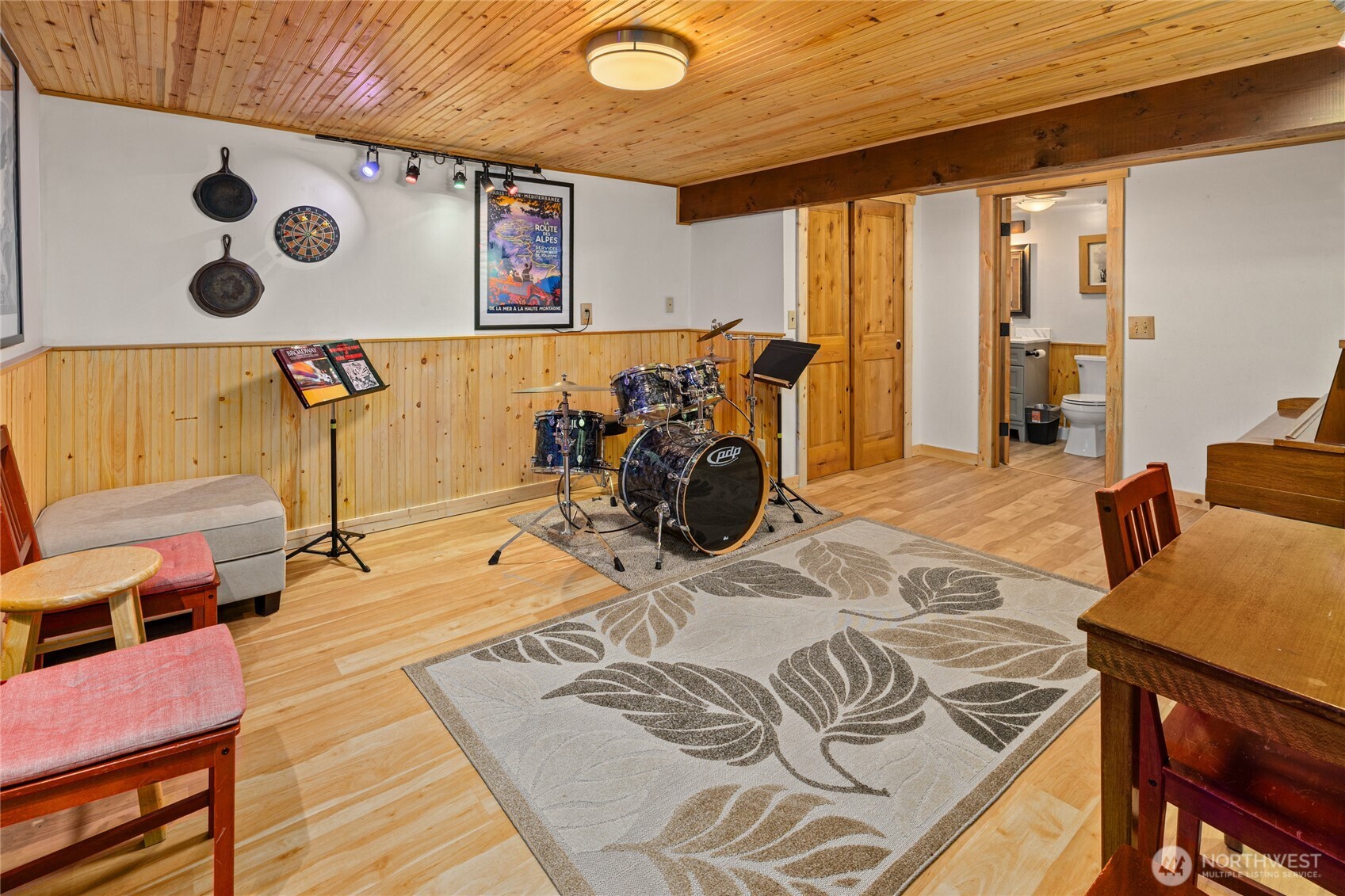 190 Sandstone Drive Property Photo 30
