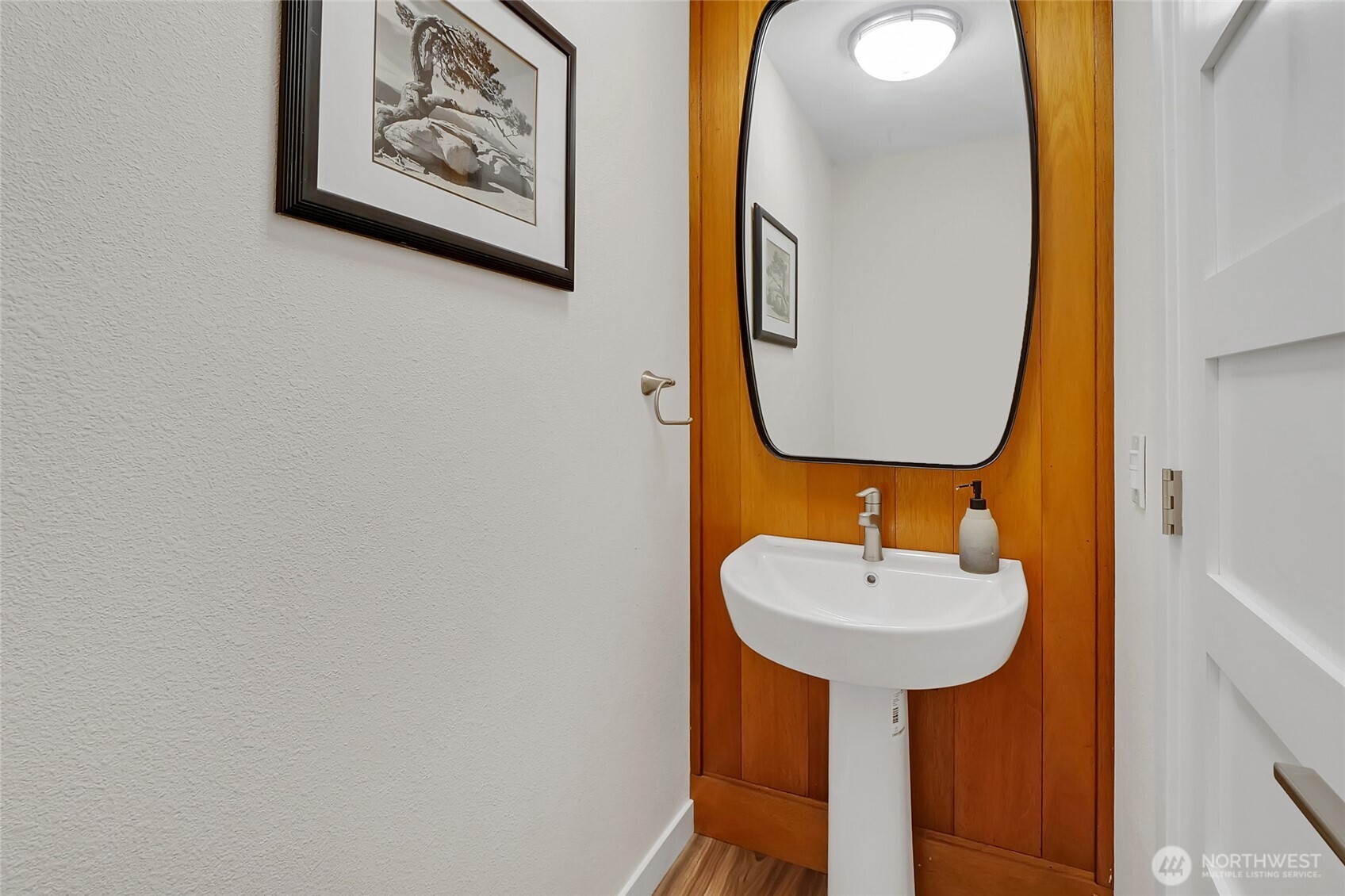 614 N Crestview Drive Property Photo 20