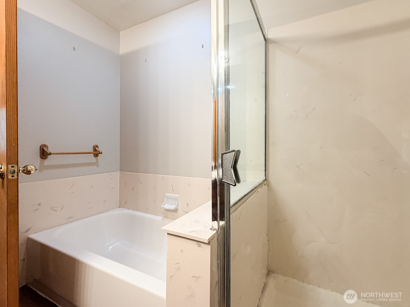 16206 2nd Place Property Photo 16