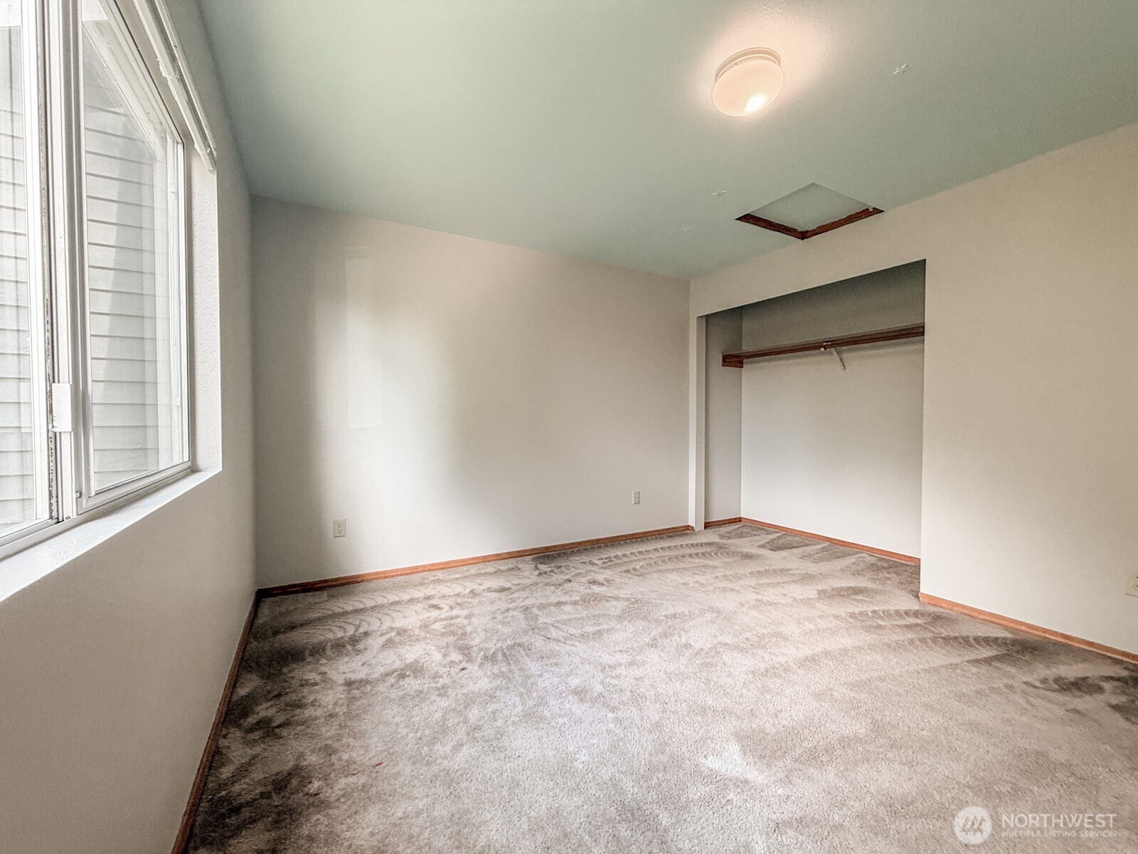 16206 2nd Place Property Photo 17
