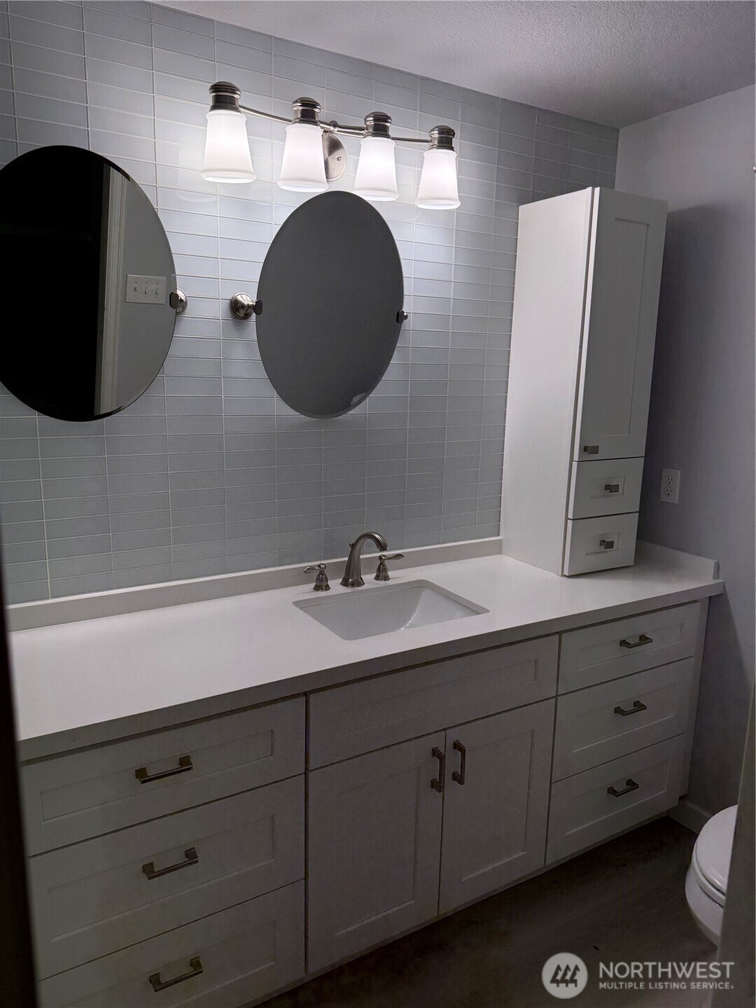 1805 Village Green Drive 16 Property Photo 19