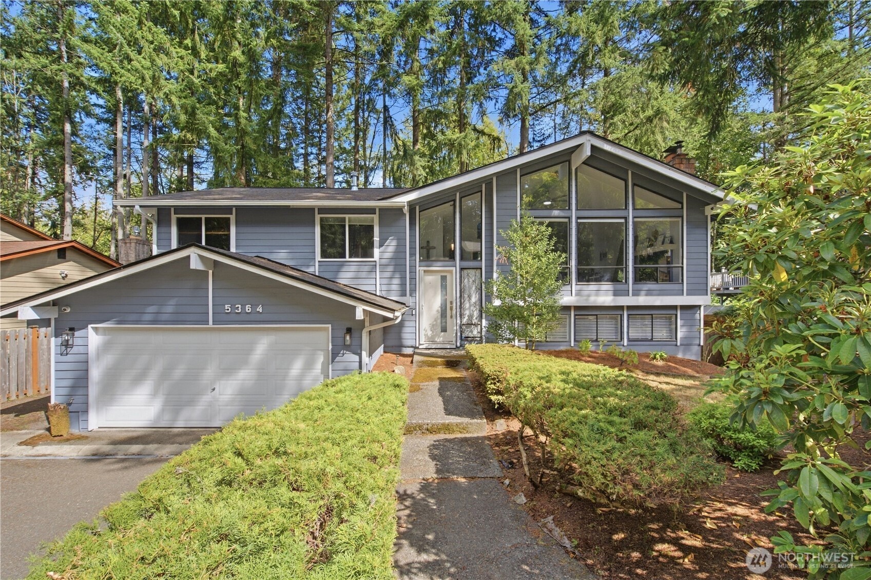 5364 Pineridge Drive Property Photo 1