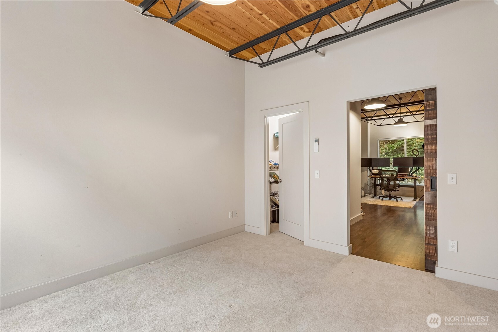 2377 Harbor Avenue Property Photo 10