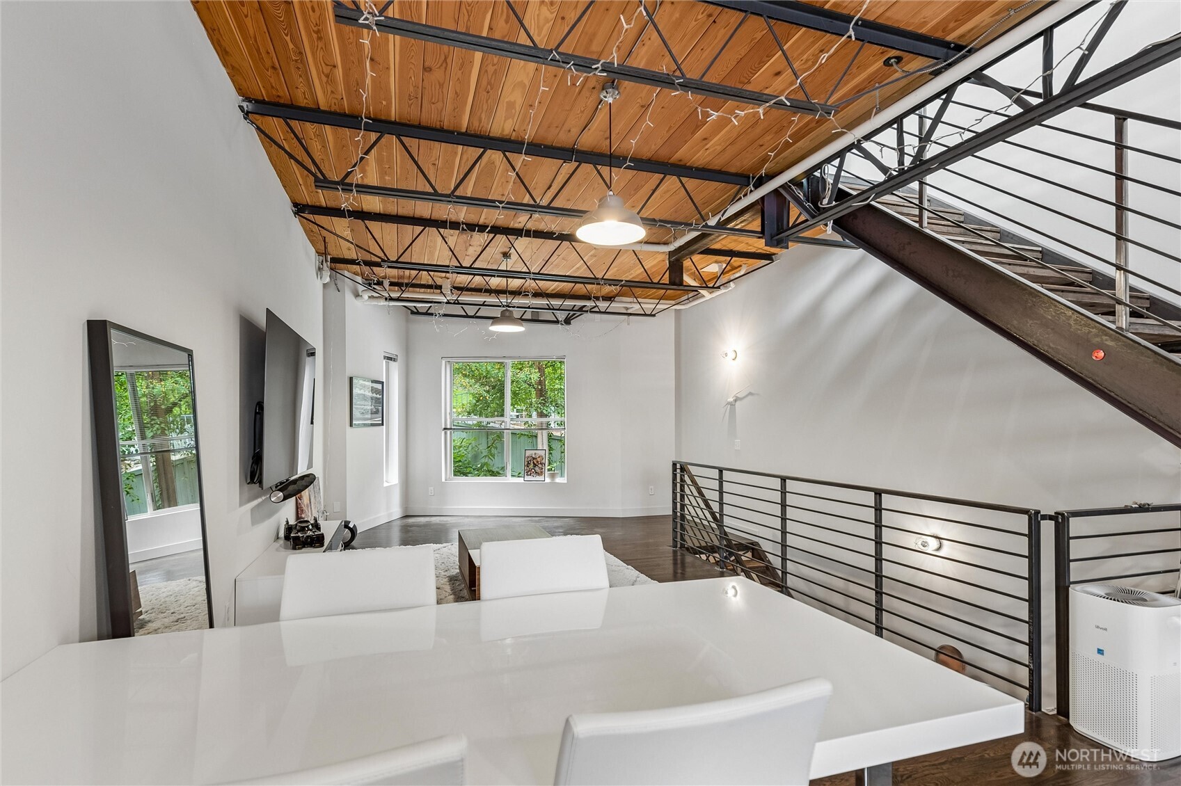 2377 Harbor Avenue Property Photo 12