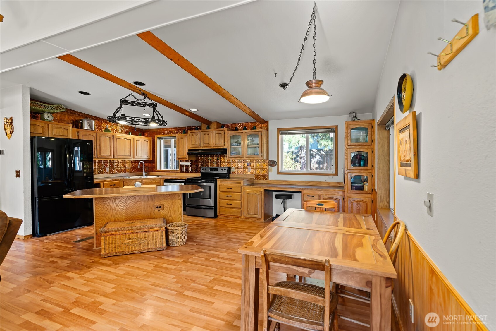1251 Sunlight Drive Property Photo 8