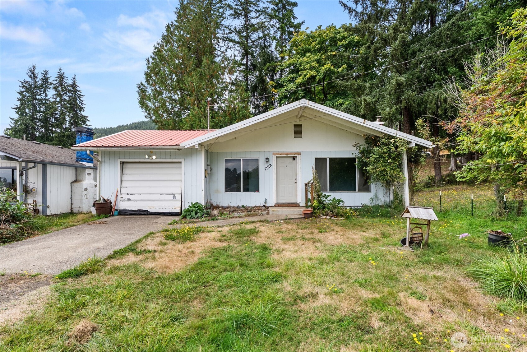 1222 Crescent Property Photo 1