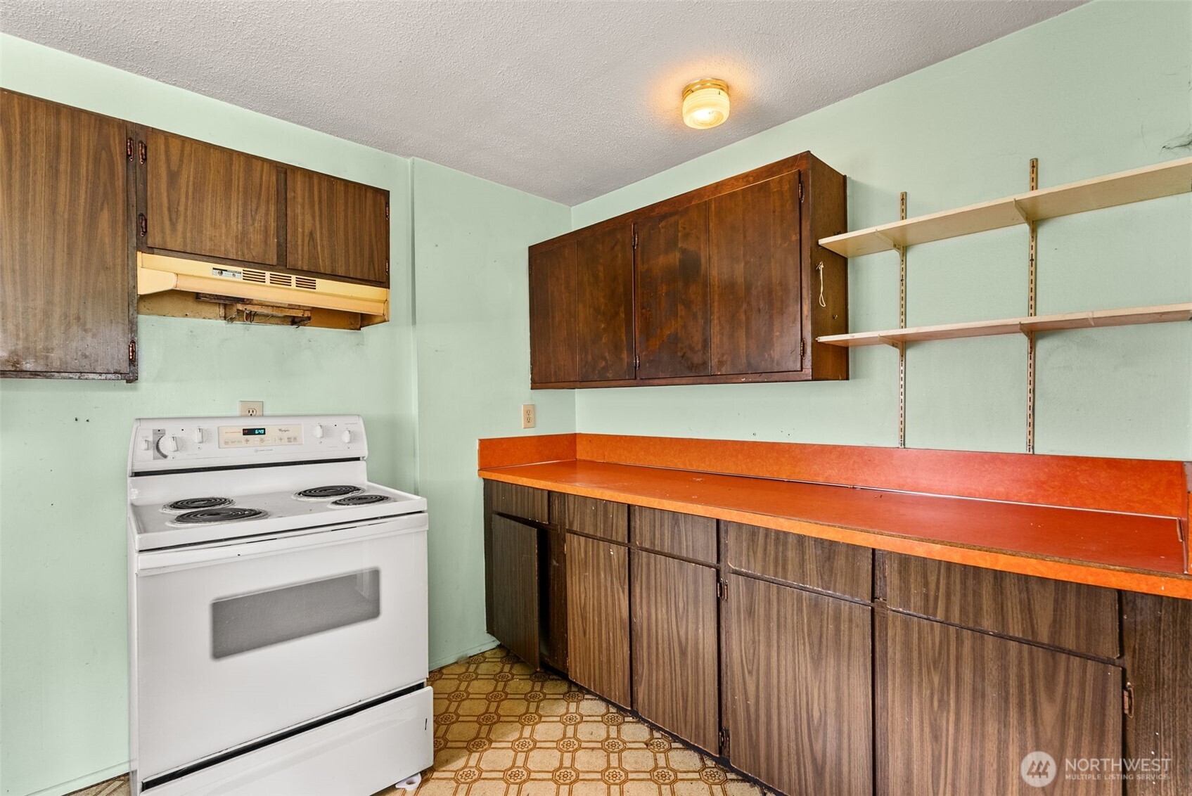 1222 Crescent Property Photo 8