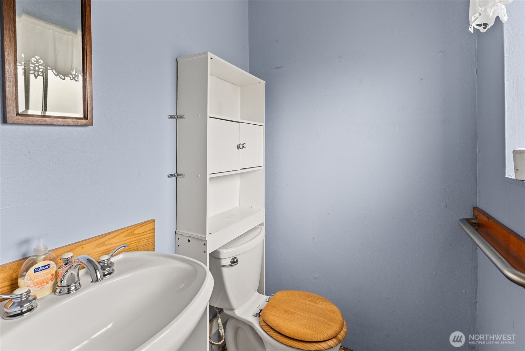 1222 Crescent Property Photo 11