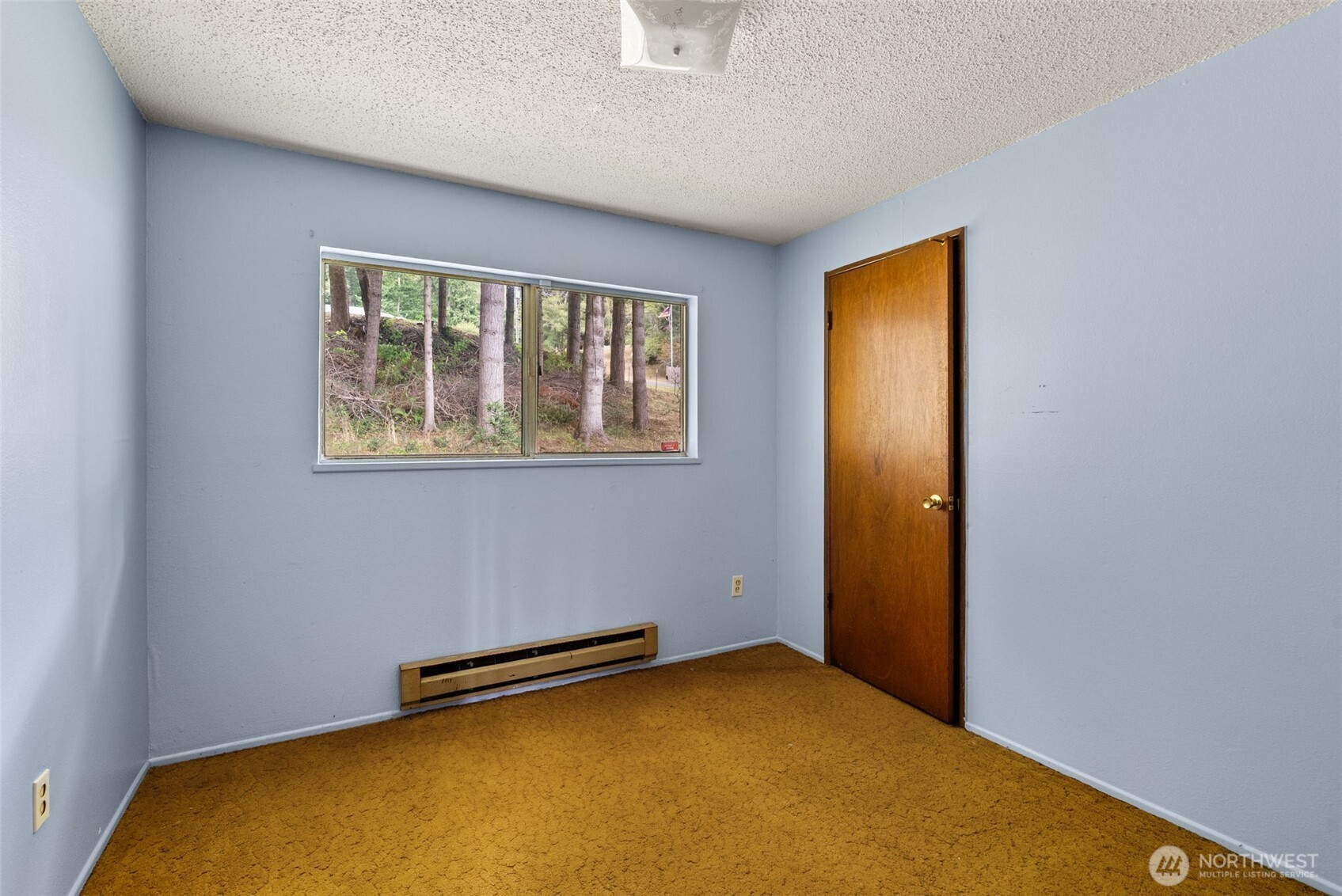 1222 Crescent Property Photo 12