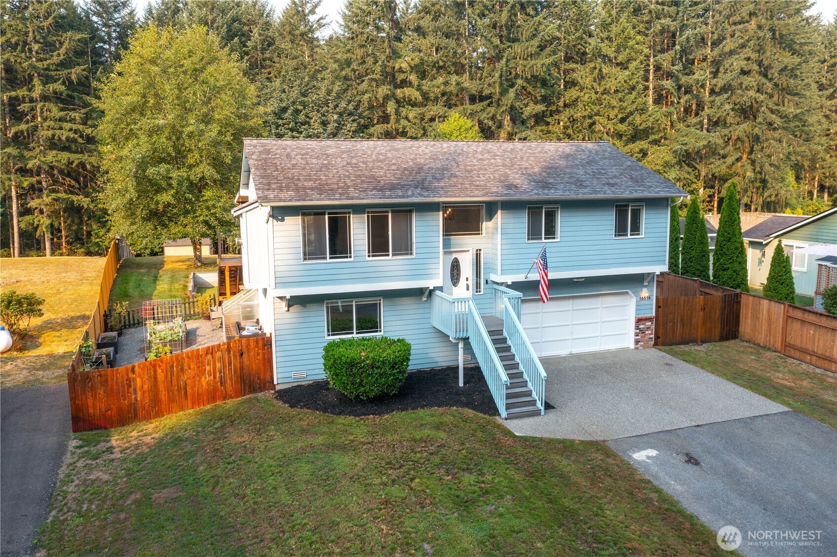 16518 135th Avenue Property Photo 1