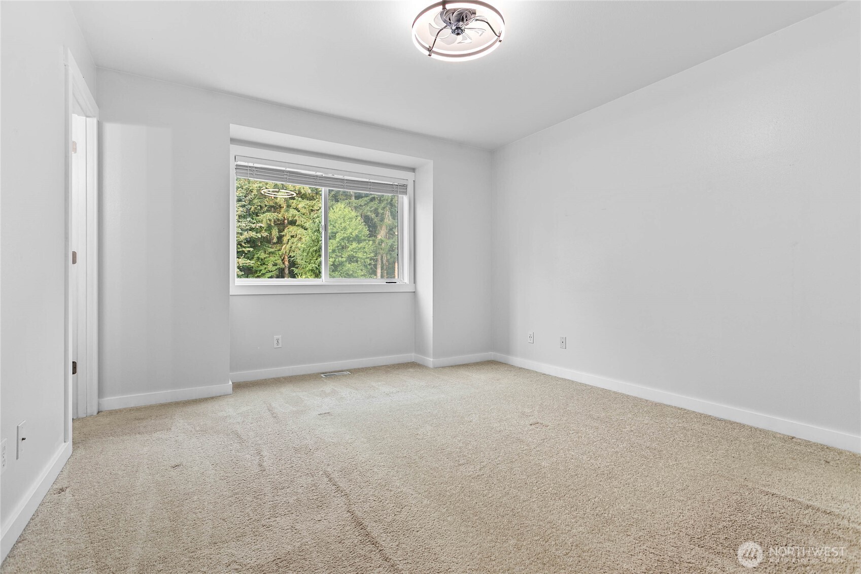16518 135th Avenue Property Photo 19