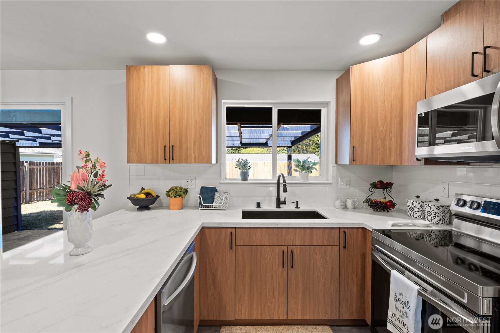 1609 121st Street Property Photo 8