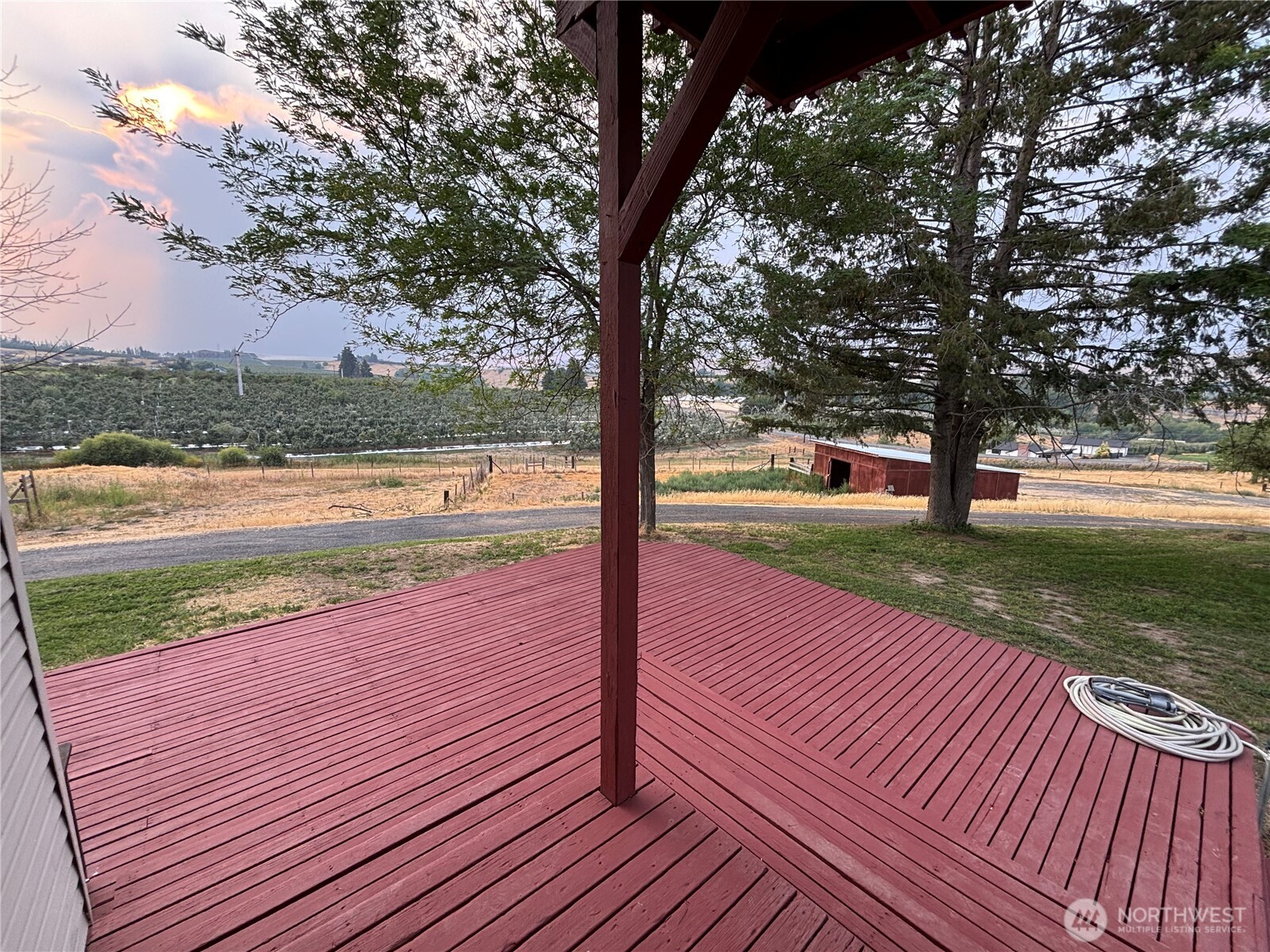 1701 Reservoir Loop Road Property Photo 3