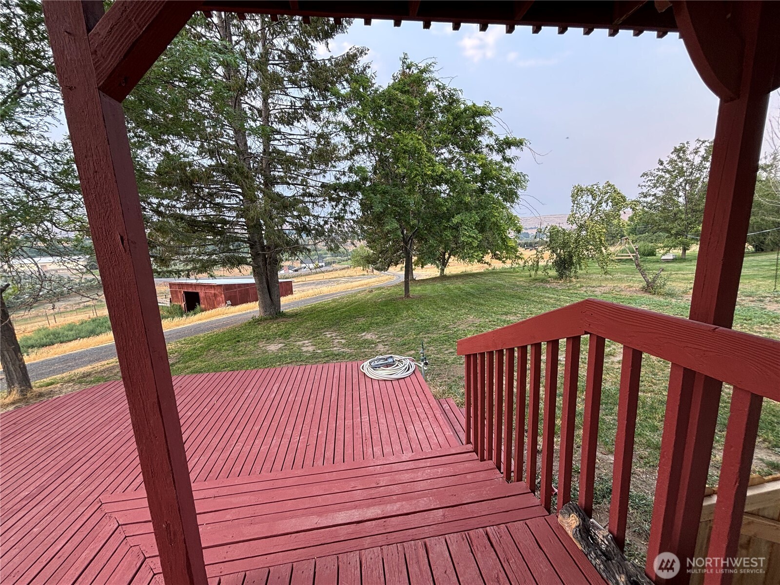 1701 Reservoir Loop Road Property Photo 4