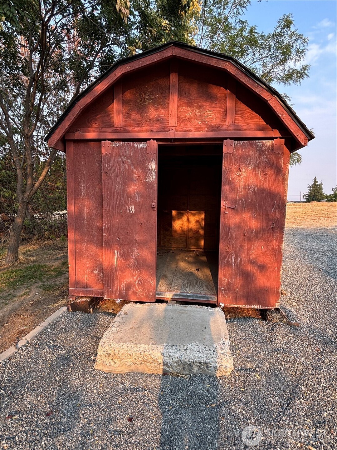 1701 Reservoir Loop Road Property Photo 11