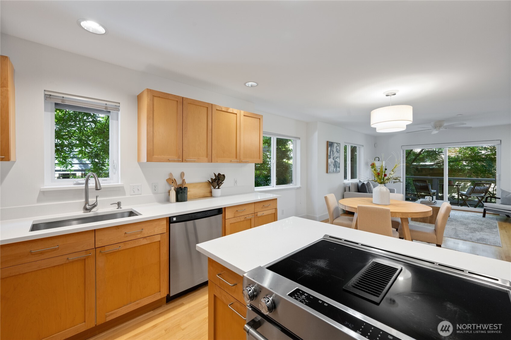 3648 Francis Avenue D Property Photo 13