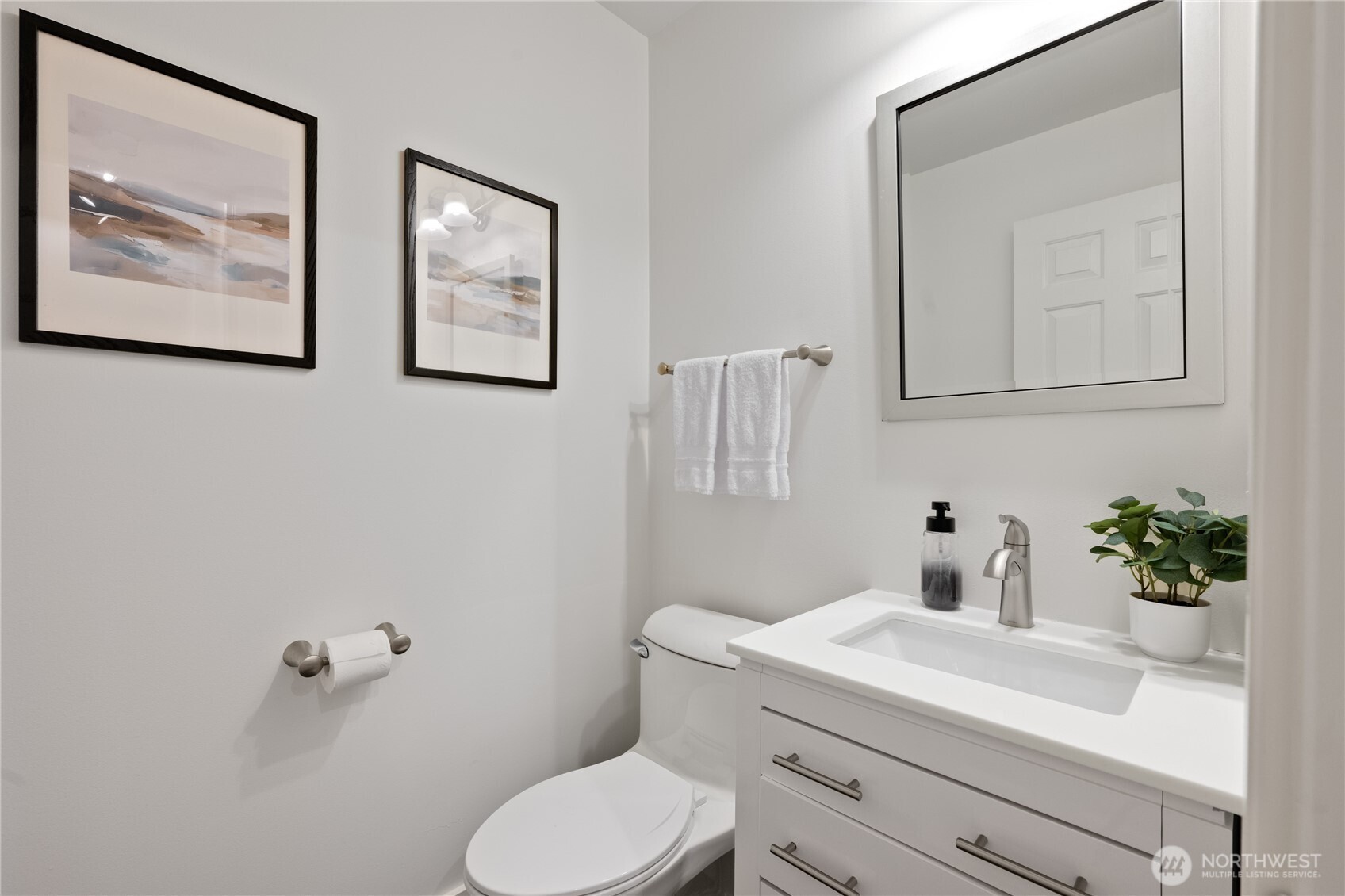 3648 Francis Avenue D Property Photo 14