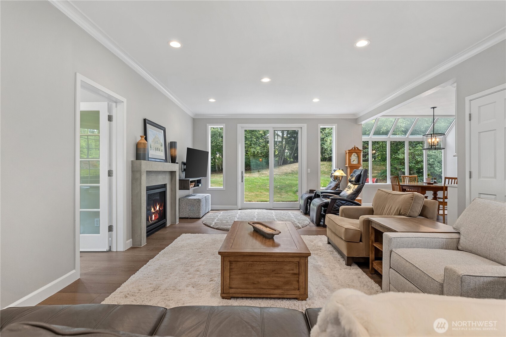 7732 234th Place Property Photo 8