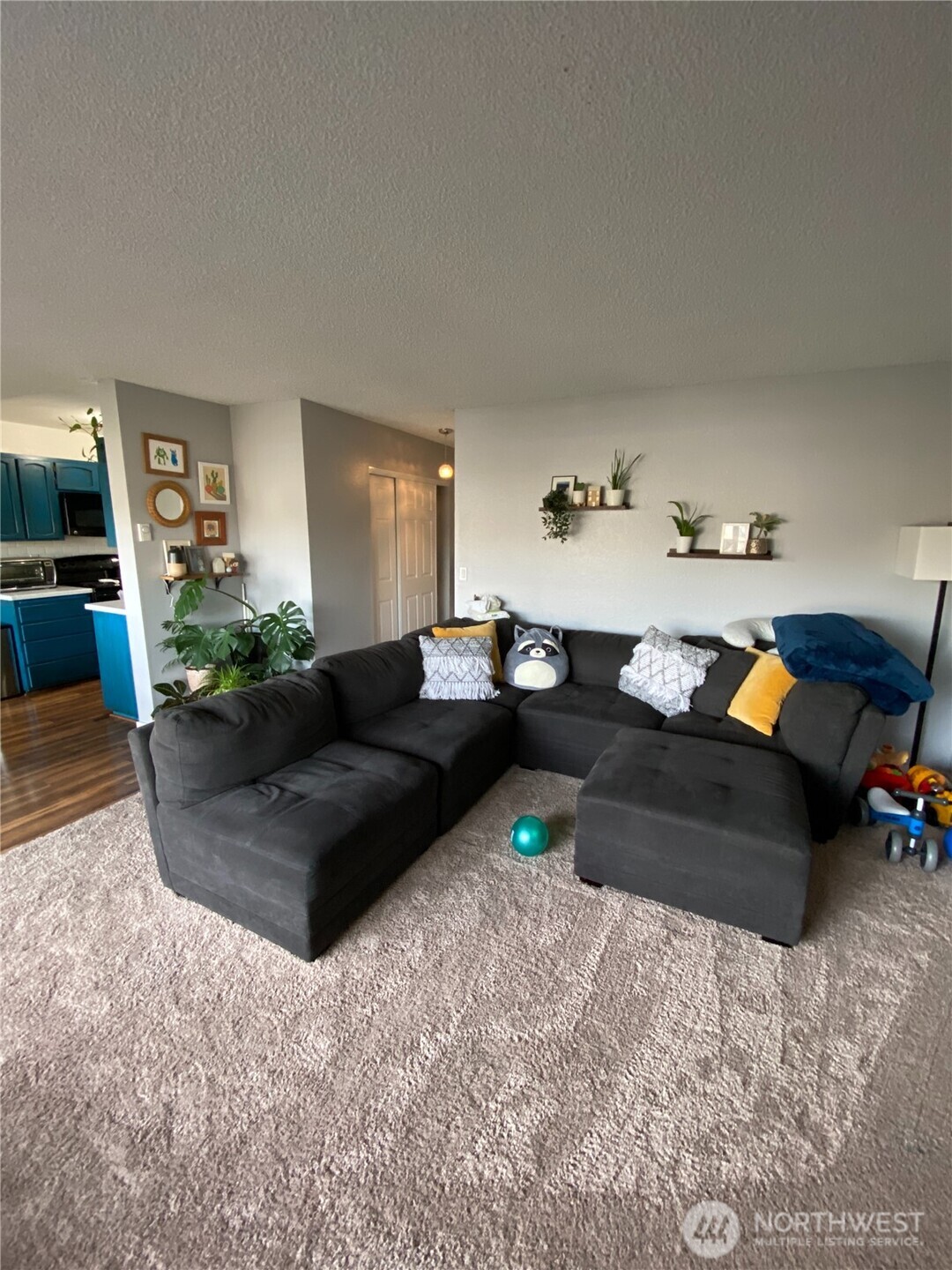 17430 Ambaum Boulevard 2 Property Photo 3