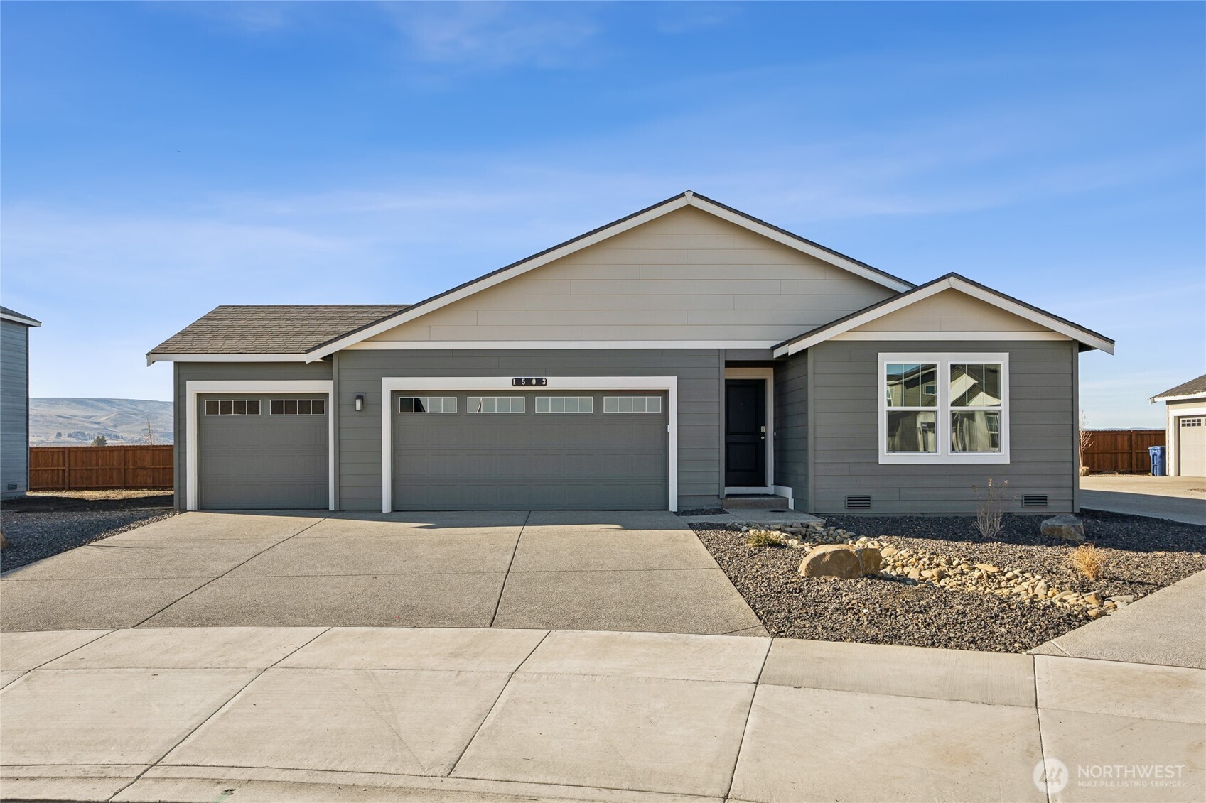 1610 Goldeneye Street 78 Property Photo 1