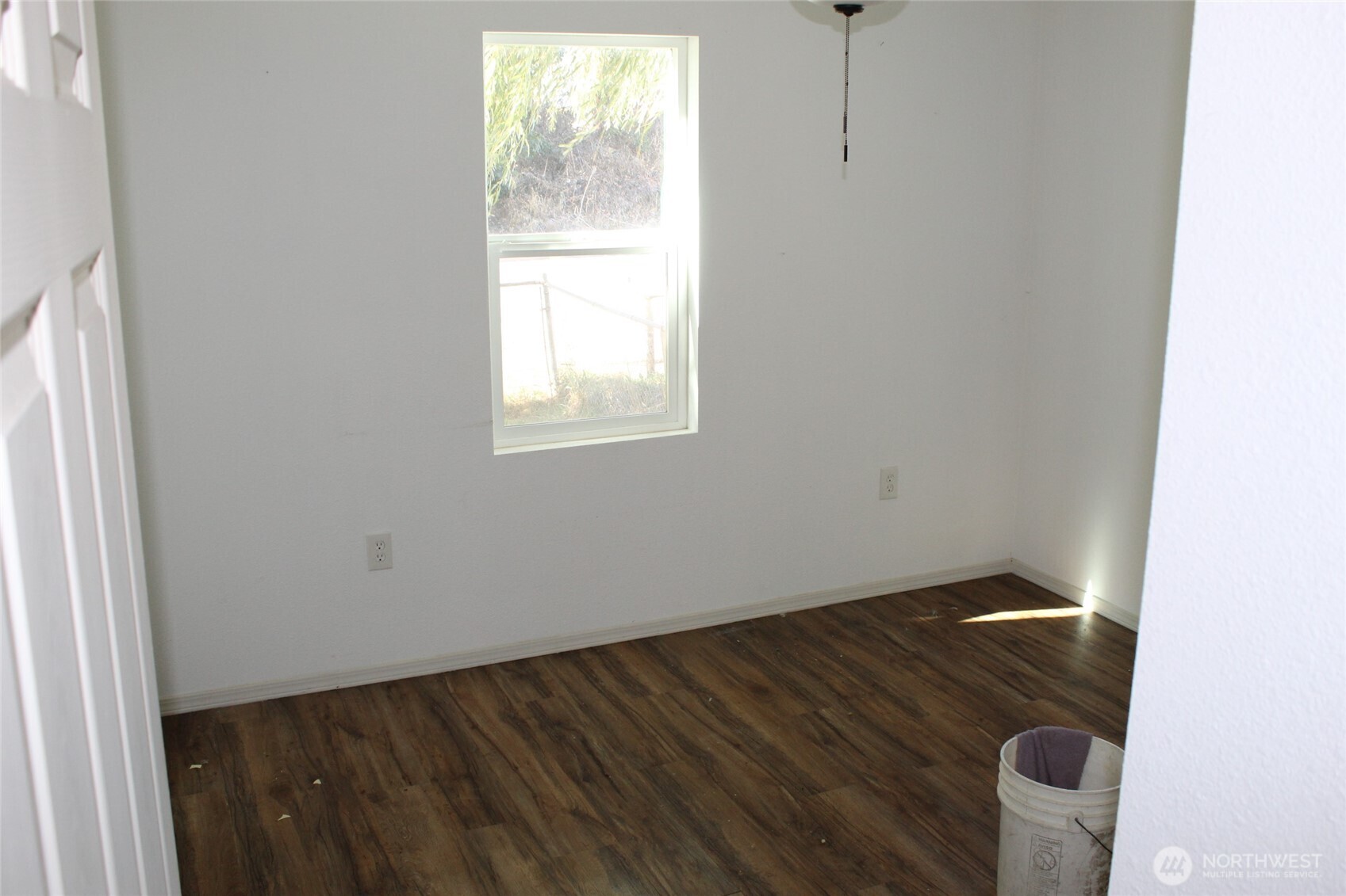 208 Sinclair Property Photo 11