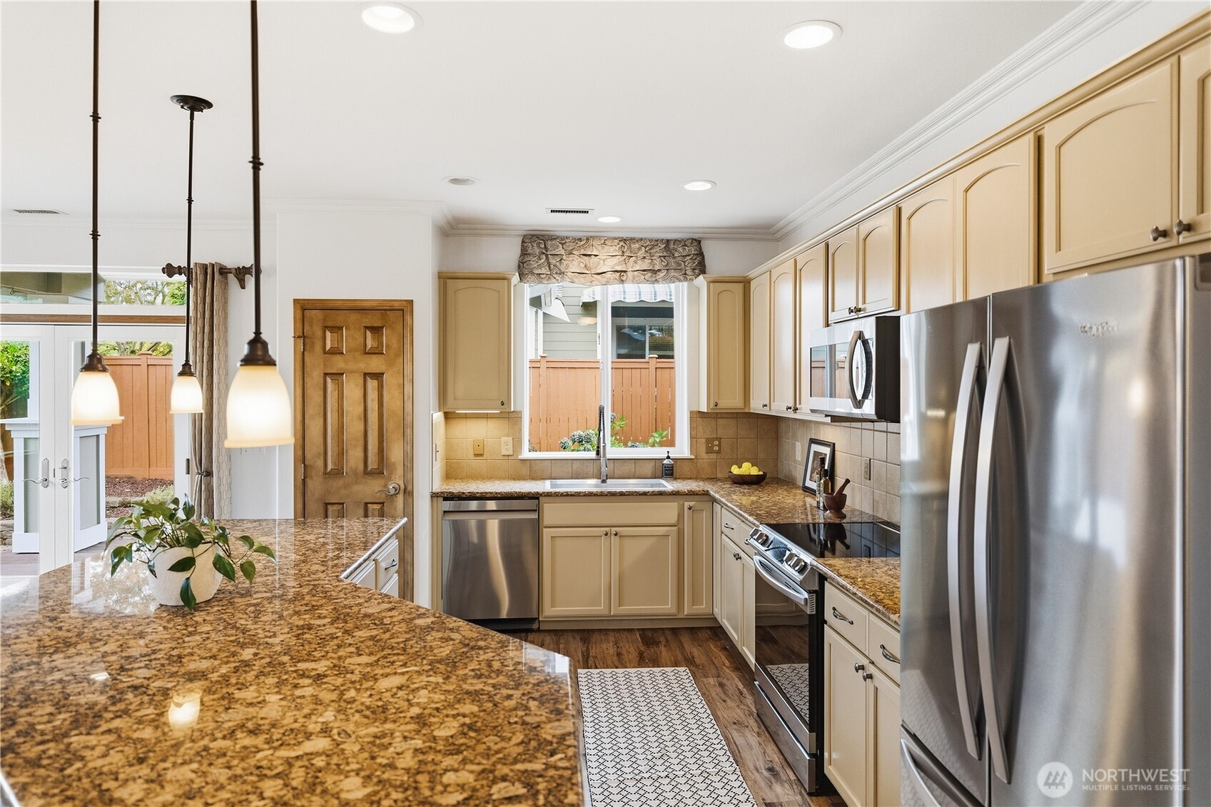 8434 Camano Loop Property Photo 11