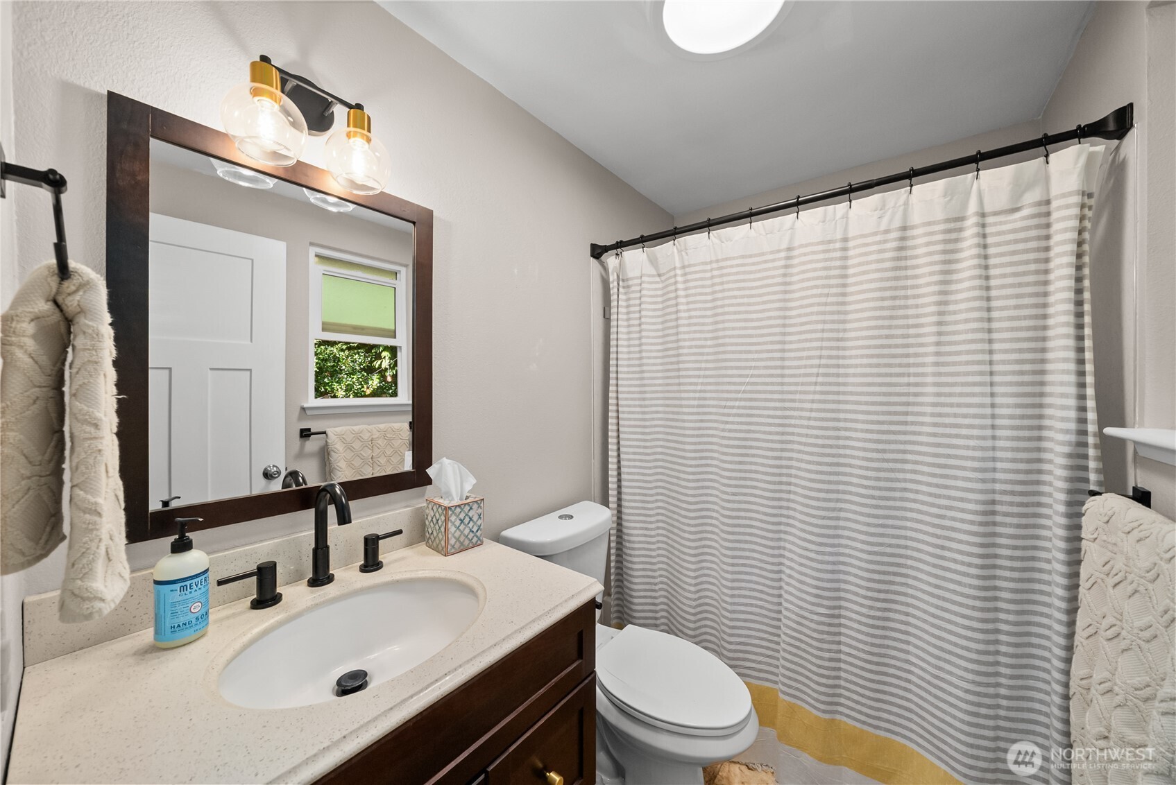 2213 Virginia Court Property Photo 19