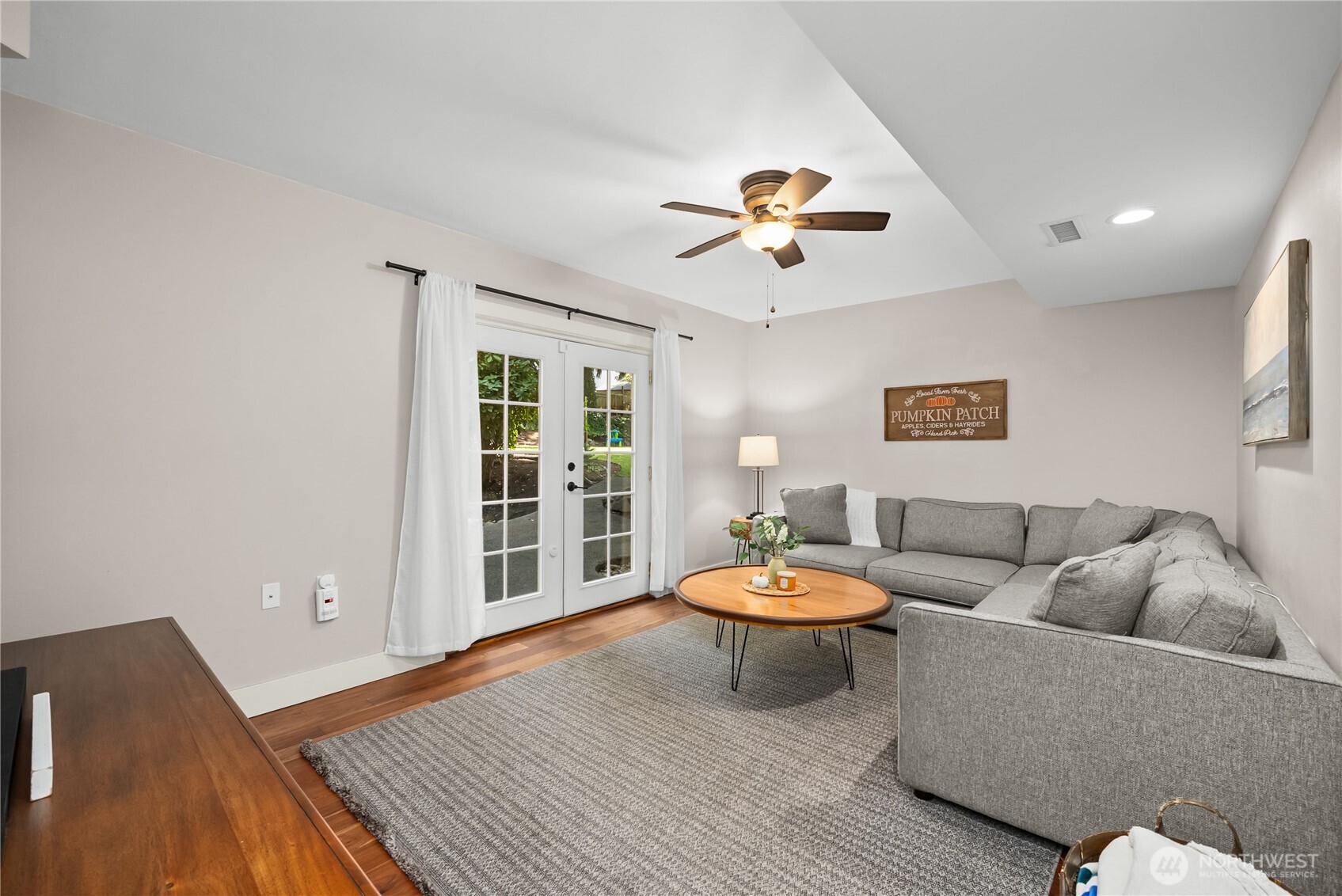 2213 Virginia Court Property Photo 24