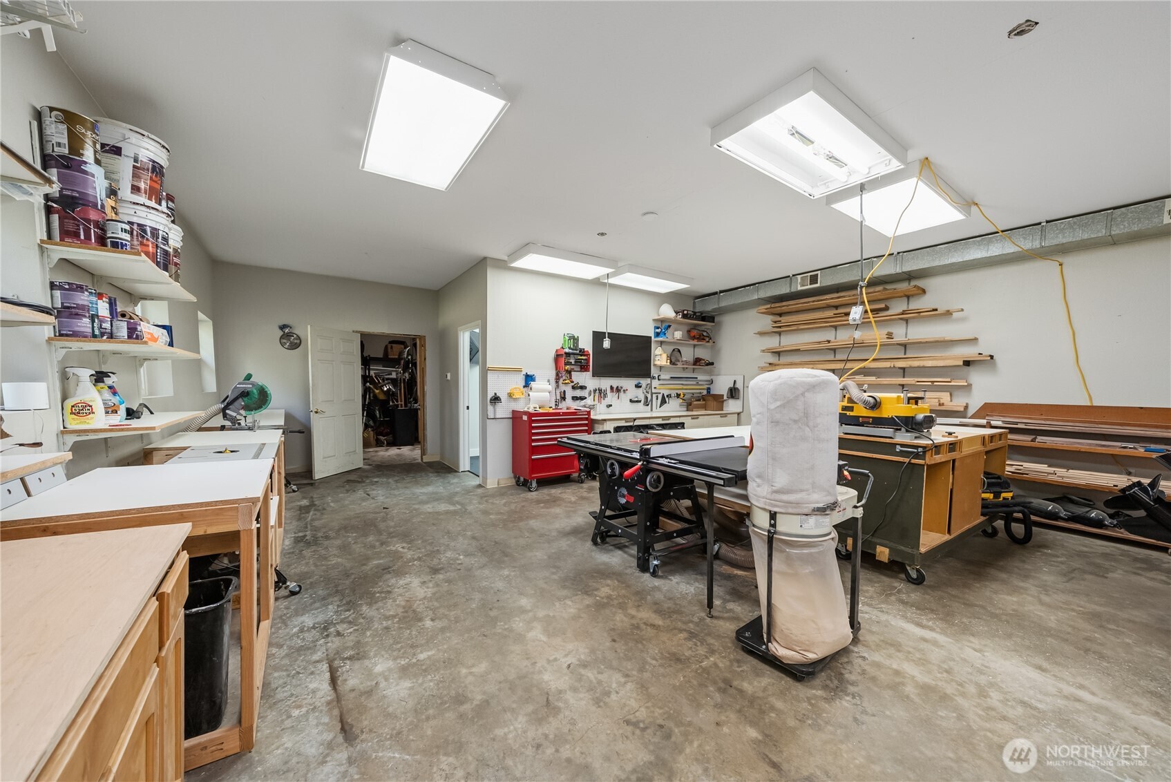 2213 Virginia Court Property Photo 35