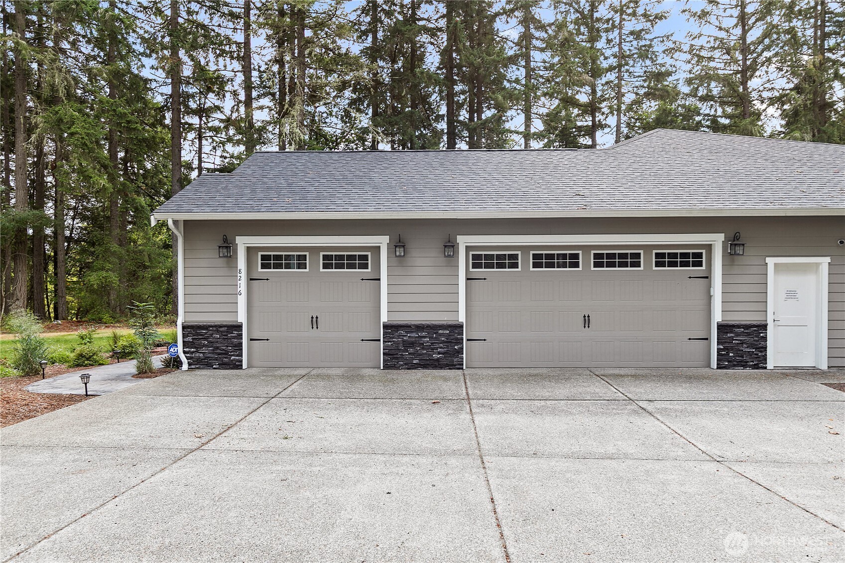 8216 Baird Road Property Photo 37