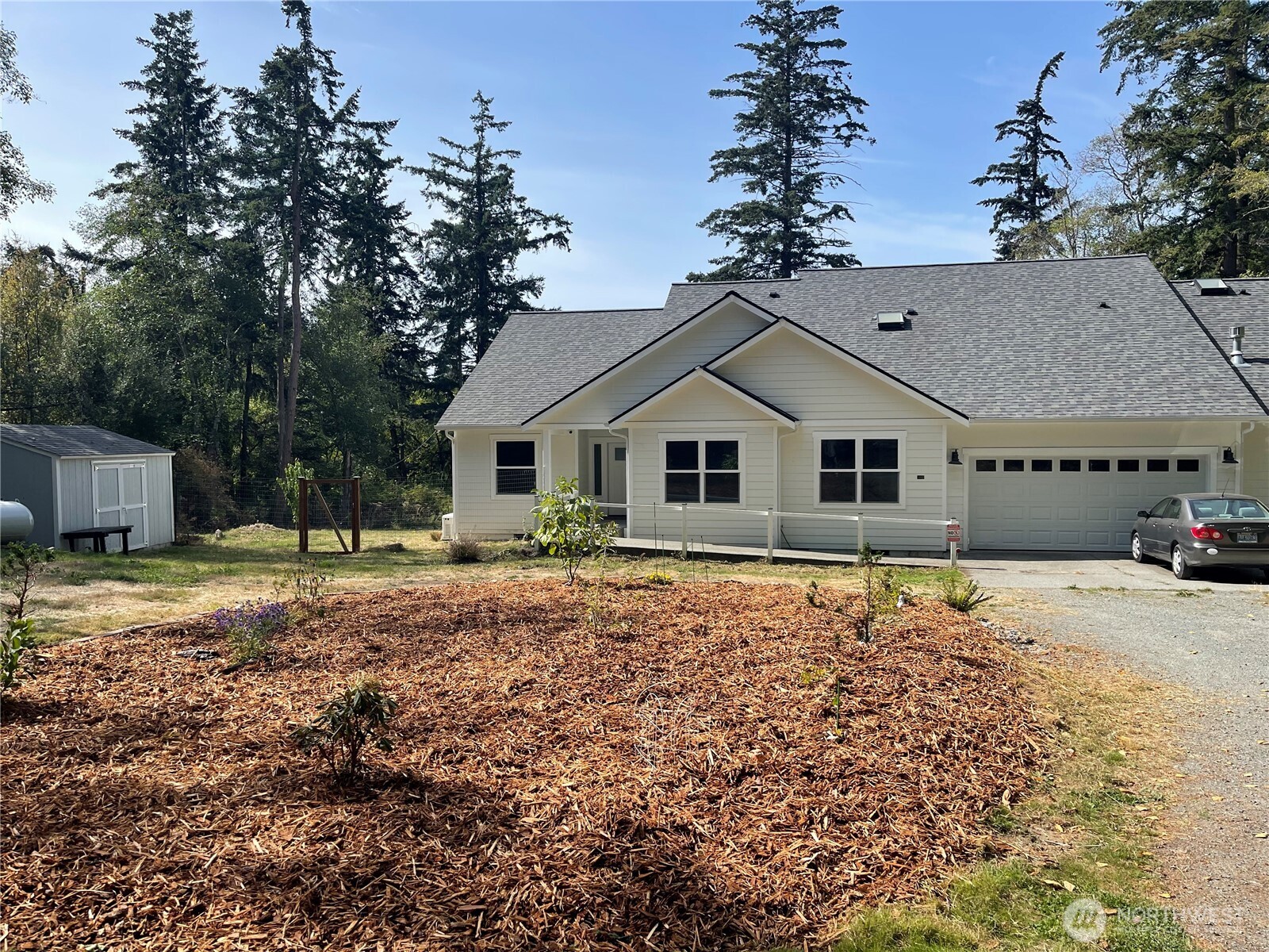 1069 Bush Point Road Home Property Photo 1