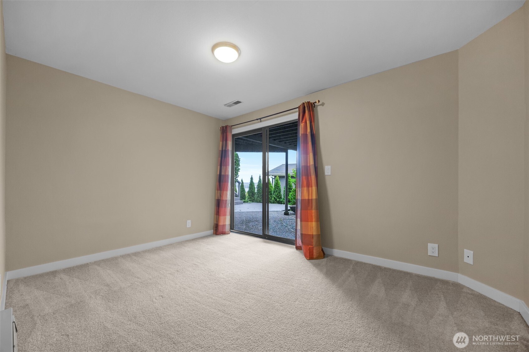 3556 Ne 147th Street Property Photo 27